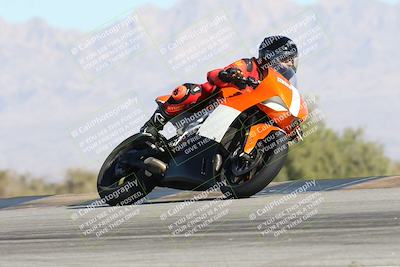 media/Dec-04-2025-Racers Edge (Thu) [[5ebc9f124d]]/3-B Group/4-Session 2 (Turn 9 Entry)/